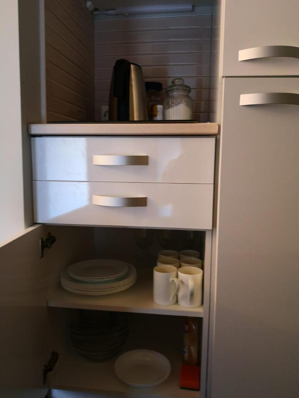 Viesu Nams Amrai Hotell Ventspils Exteriör bild